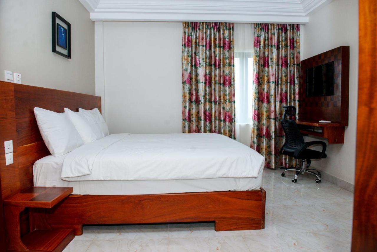 El Doria Hotel Lomé Esterno foto