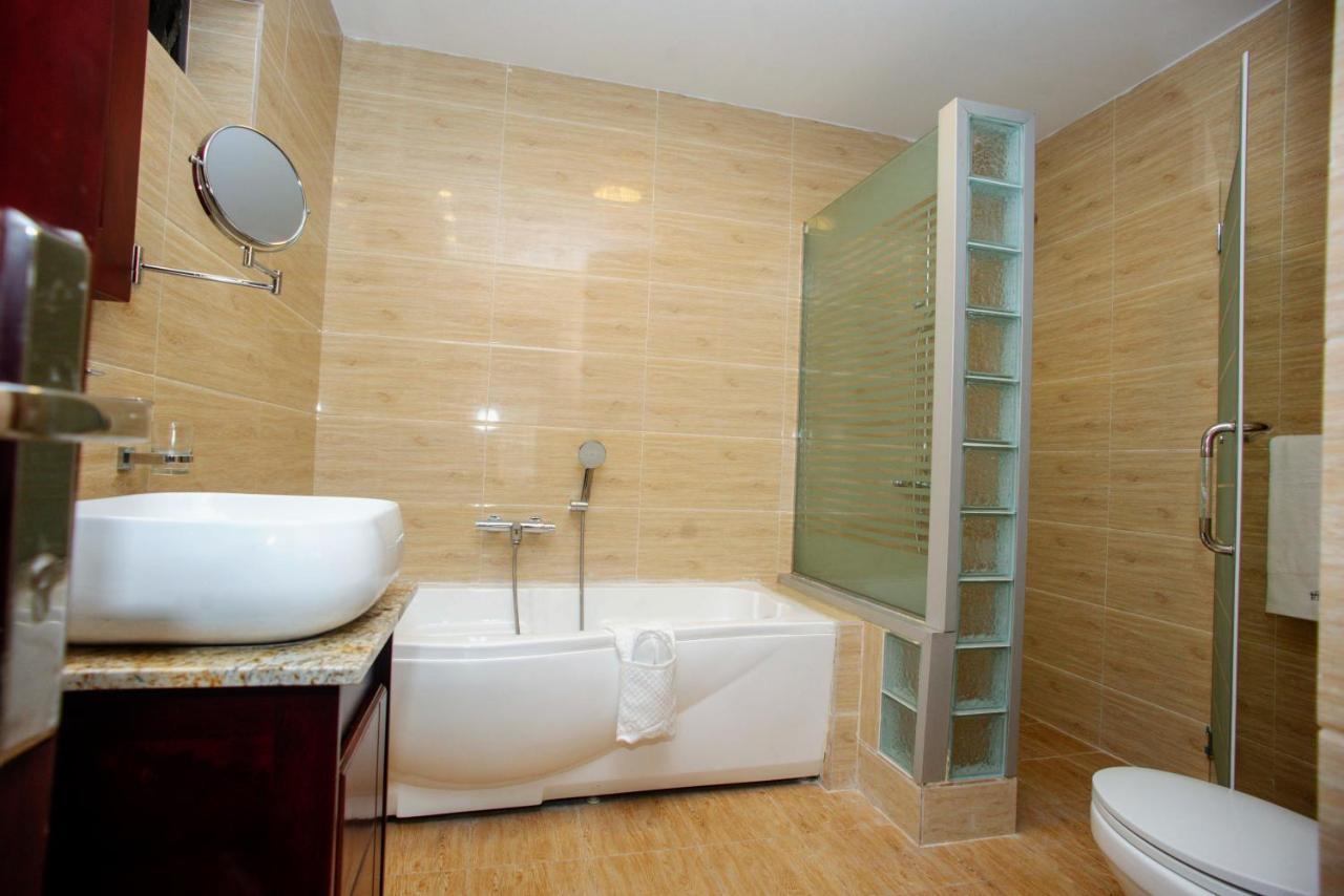 El Doria Hotel Lomé Esterno foto