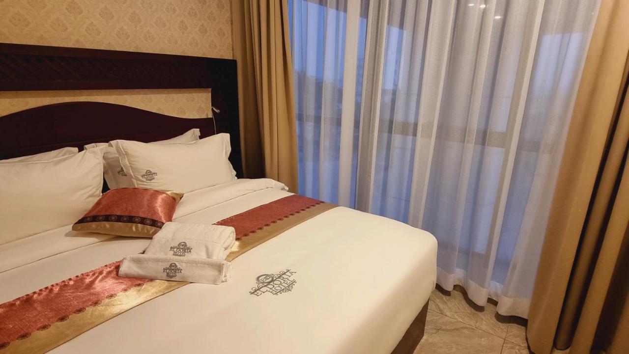 El Doria Hotel Lomé Esterno foto